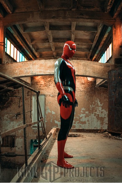 Male Zipperless Neck Entry 'Spidey' Latex Catsuit